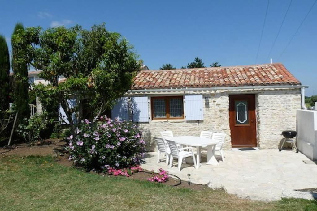 Gîtes Chez Belliveau Meursac Extérieur photo