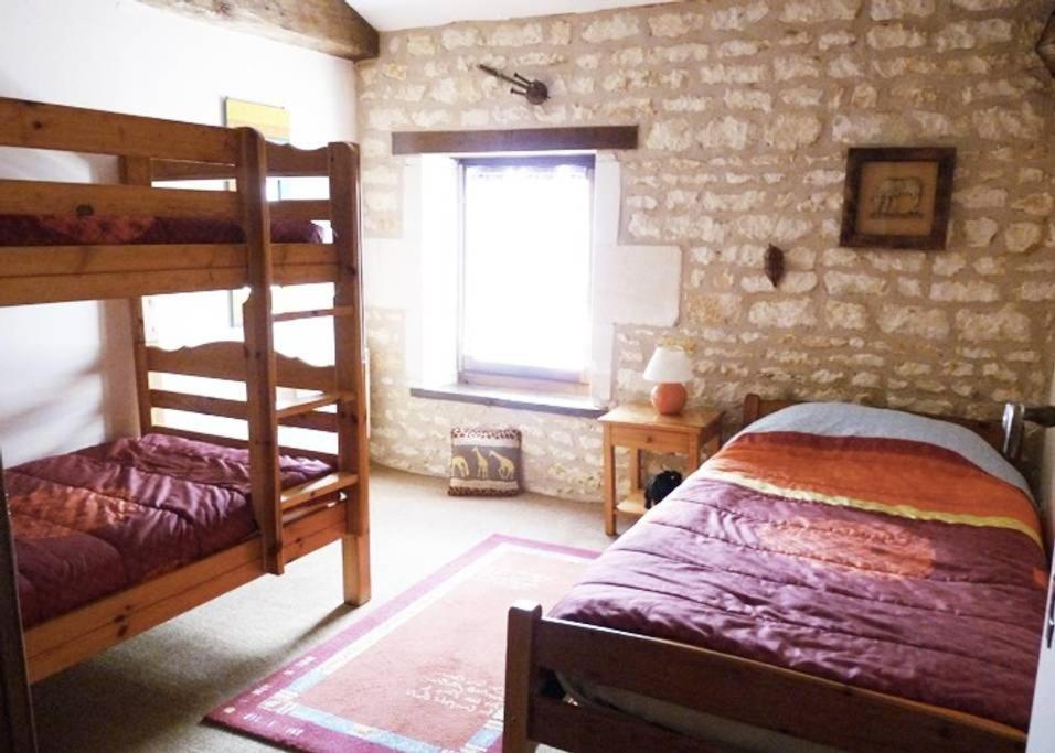 Gîtes Chez Belliveau Meursac Extérieur photo
